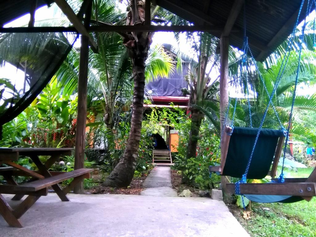 Hotel Surf Camp à Bocas del Toro Extérieur photo