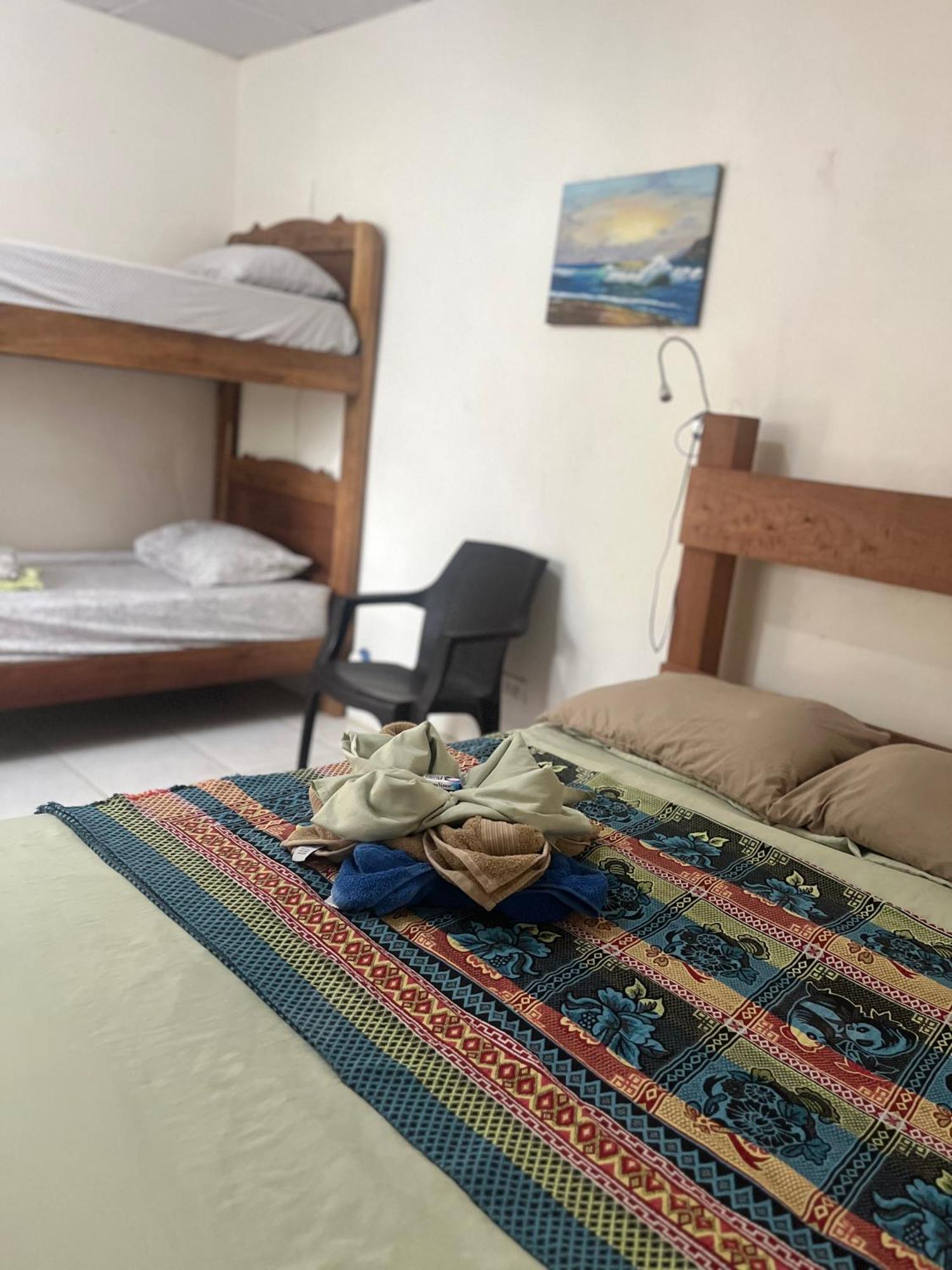 Hotel Surf Camp à Bocas del Toro Extérieur photo